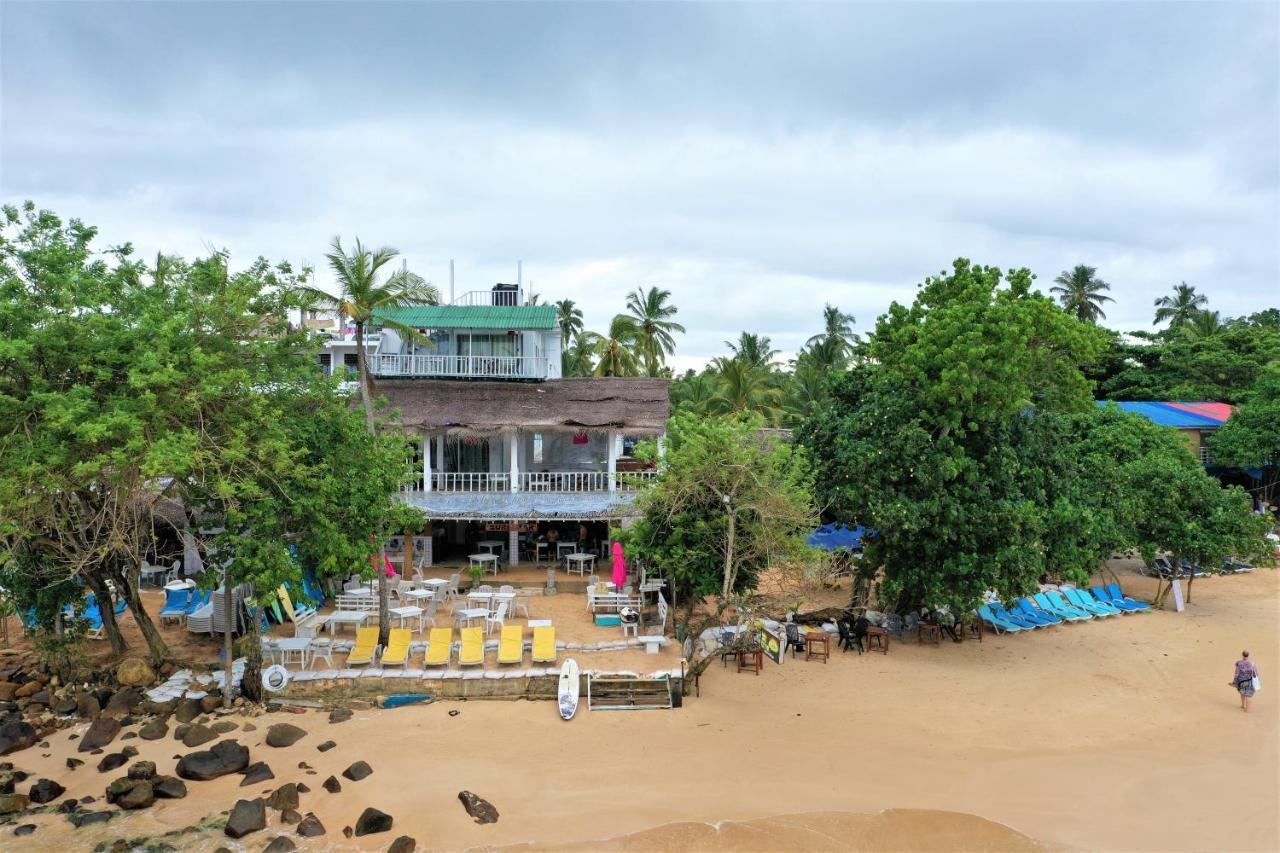 Surf Bar Mirissa Hotel Ngoại thất bức ảnh